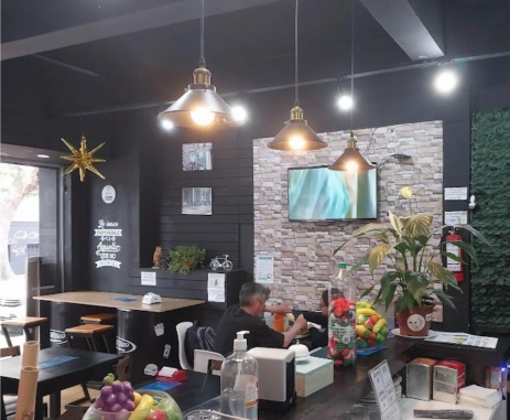 Venta de heladería y rotisería en barrio Unión de Montevideo