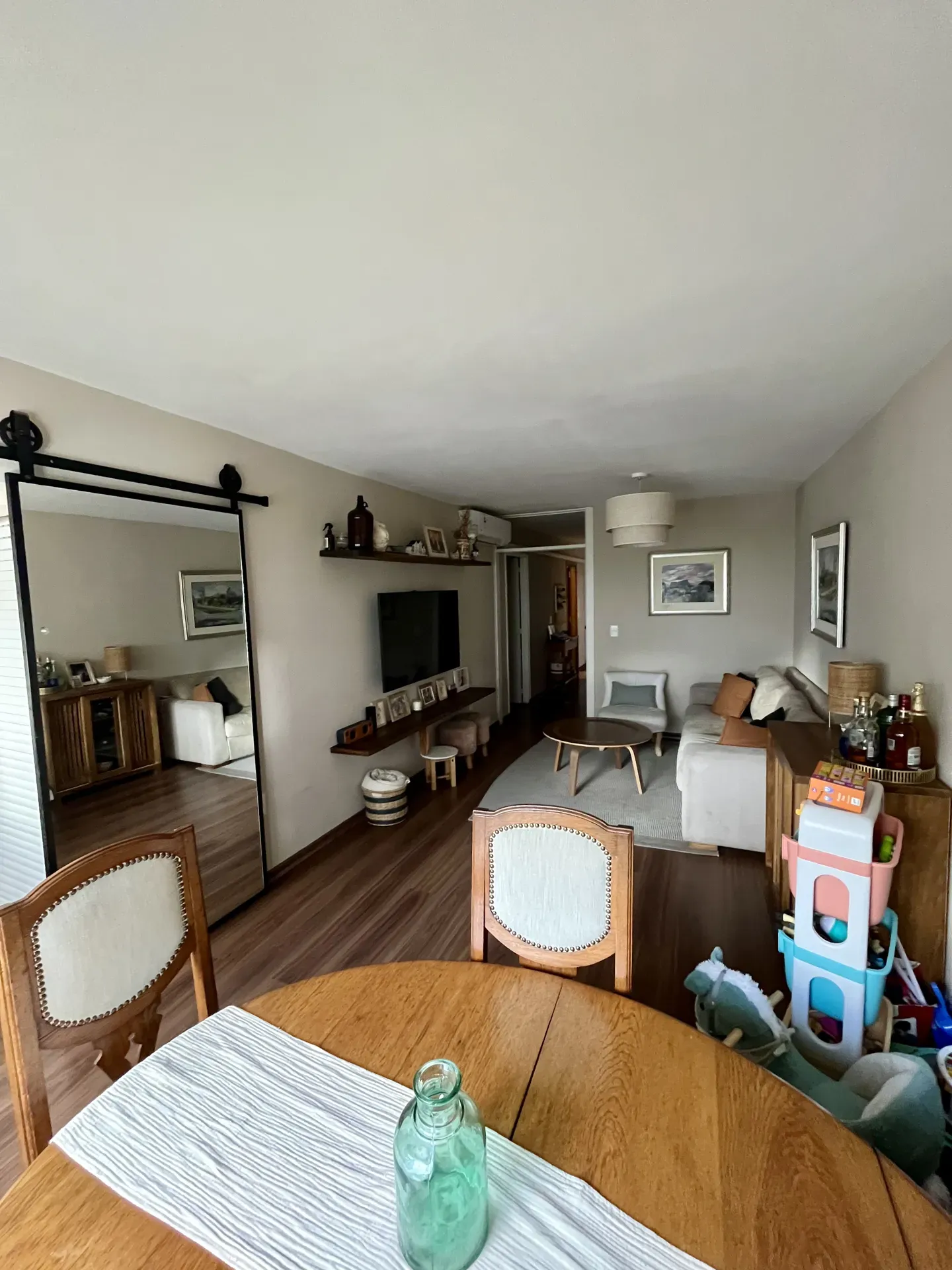 Se vende excelente apartamento de 3 dormitorios – Pocitos, Montevideo