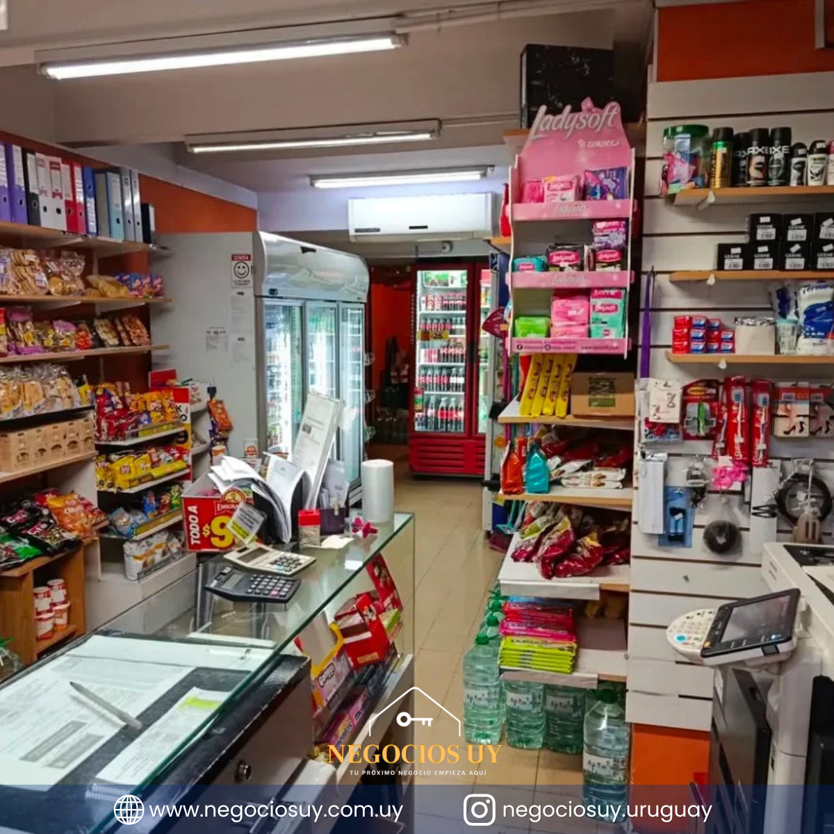 Se vende llave de agencia oficial de timbres y maxi kiosko – Ciudad Vieja, Montevideo